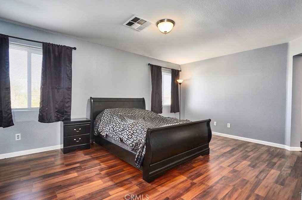 9385 Sapphire Ave, Hesperia CA  92344-4682 exterior