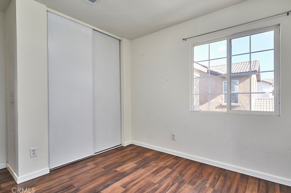9385 Sapphire Ave, Hesperia CA  92344-4682 exterior
