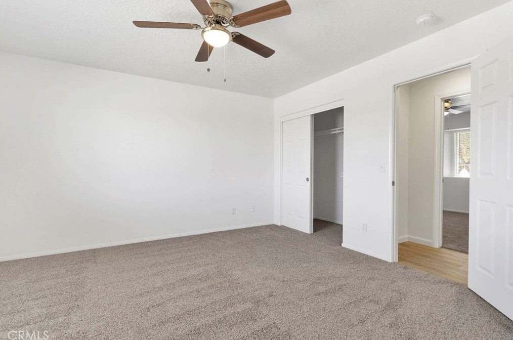 8951 Grapefruit Ave, Hesperia CA  92345-6514 exterior