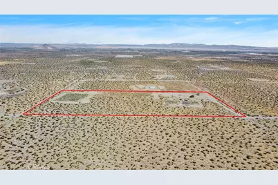 15745 Silver Rock Road, Pinon Hills, CA 92372 - Photo 11