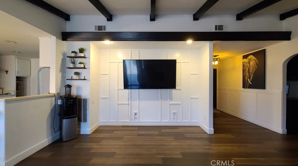 17640 Walnut St, Hesperia CA  92345-6211 exterior