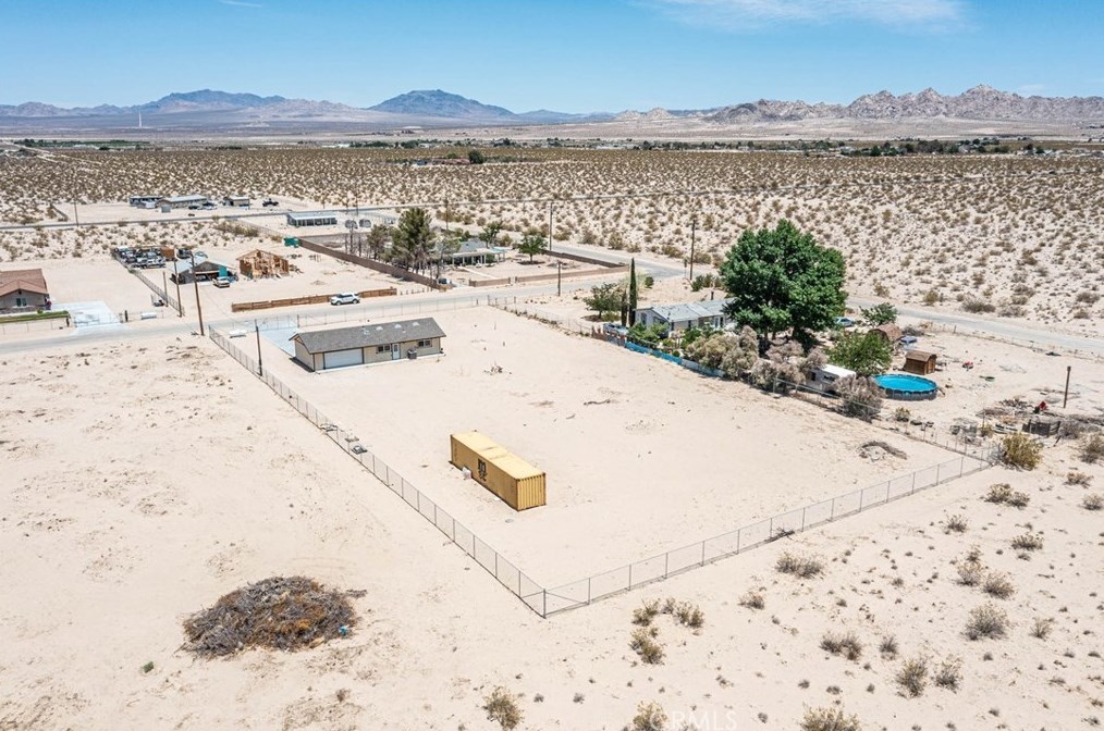 36061 Sage St, Lucerne Valley CA  92356-7730 exterior