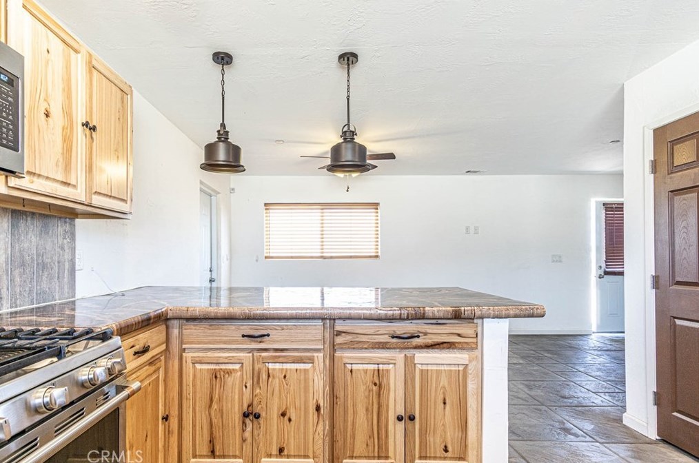 36061 Sage St, Lucerne Valley CA  92356-7730 exterior