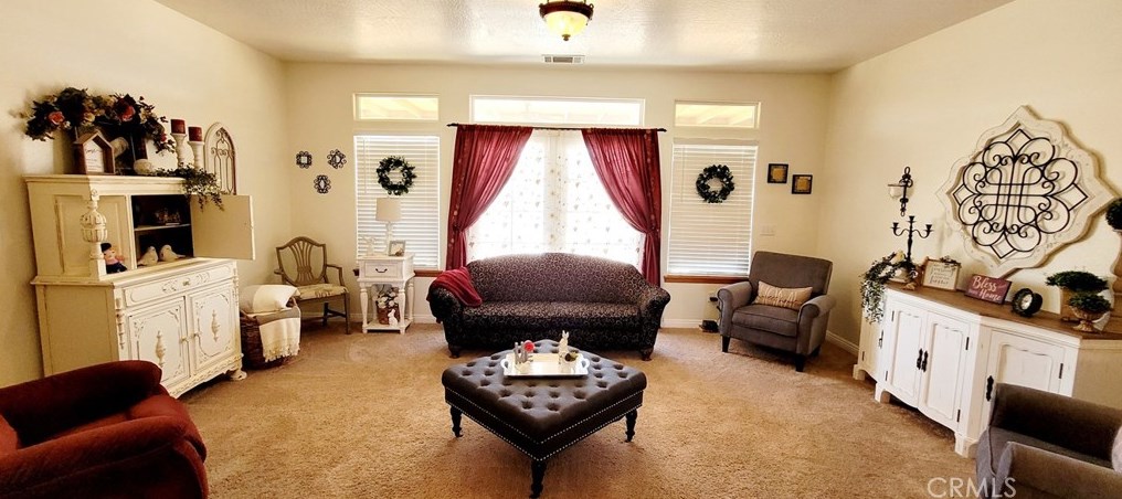 16771 Crockett Ave, Hesperia CA  92345-8818 exterior