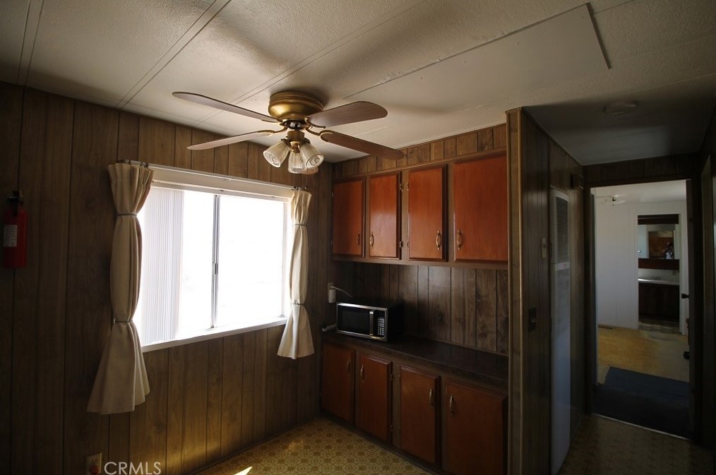 47879 Silver Valley Rd, Newberry Springs CA  92365-9114 exterior