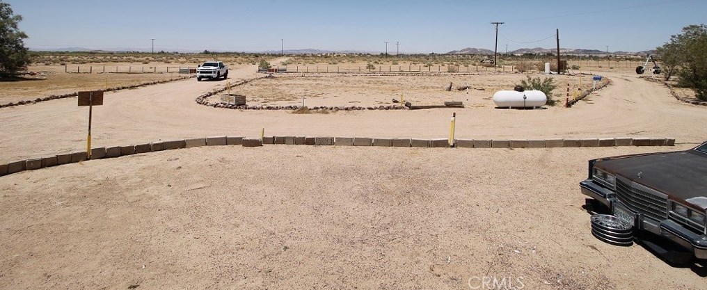 47879 Silver Valley Rd, Newberry Springs CA  92365-9114 exterior