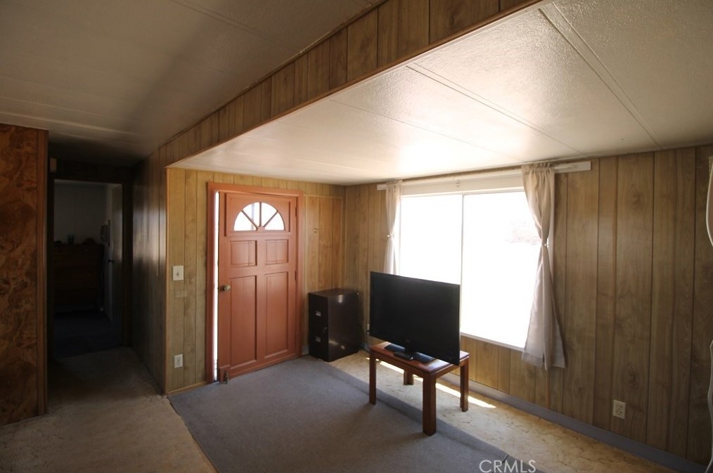 47879 Silver Valley Rd, Newberry Springs CA  92365-9114 exterior