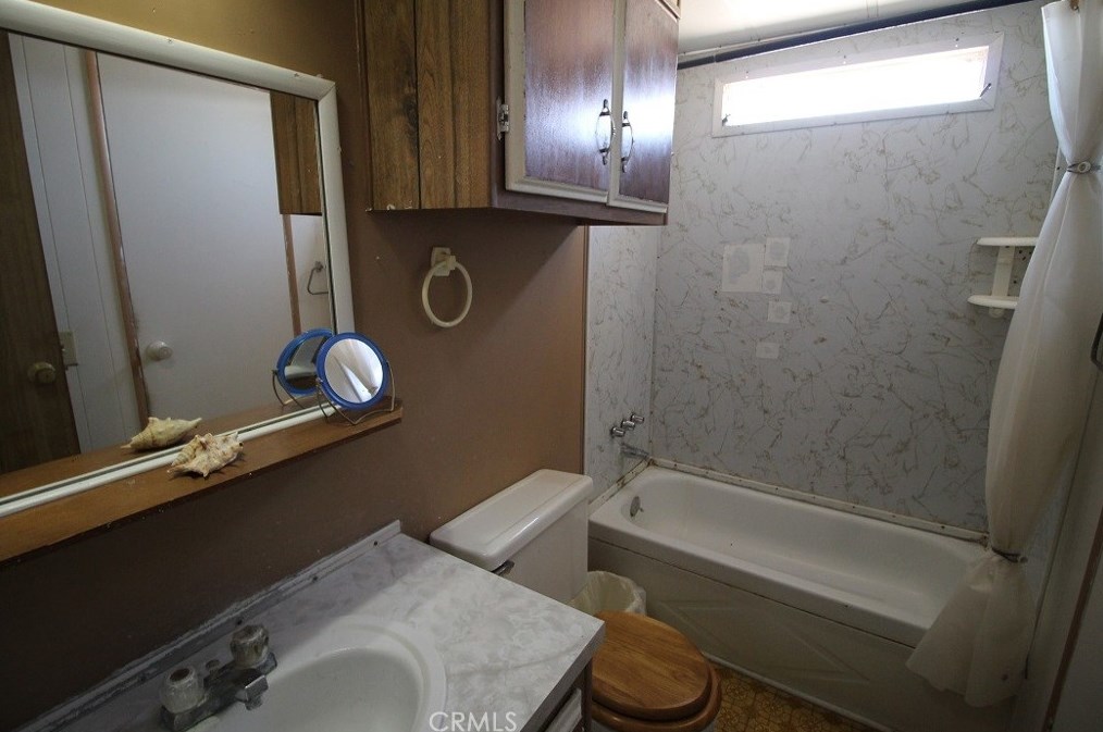 47879 Silver Valley Rd, Newberry Springs CA  92365-9114 exterior