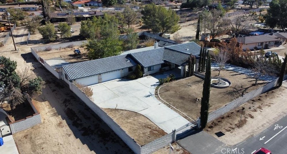 14795 Apple Valley Rd, Apple Valley CA  92307-5105 exterior