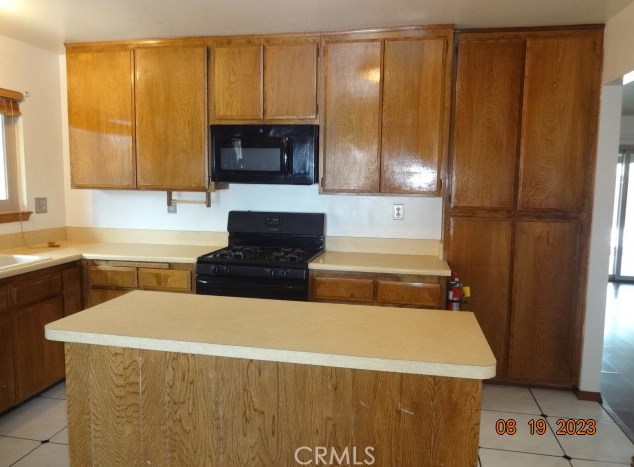 2030 Garnet Ave, Barstow CA  92311-4761 exterior