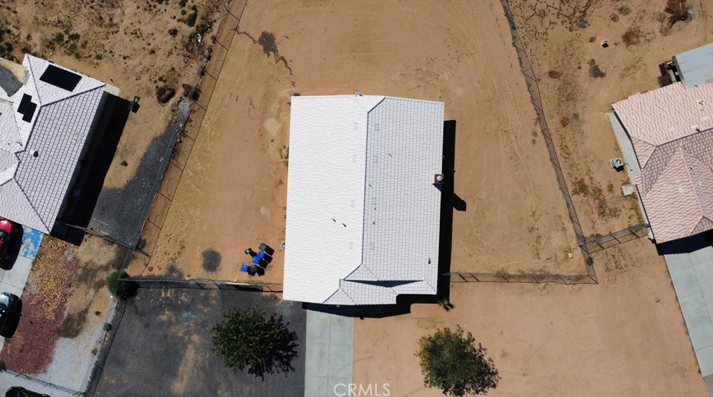 12848 Pawnee Rd, Apple Valley CA  92308-7237 exterior