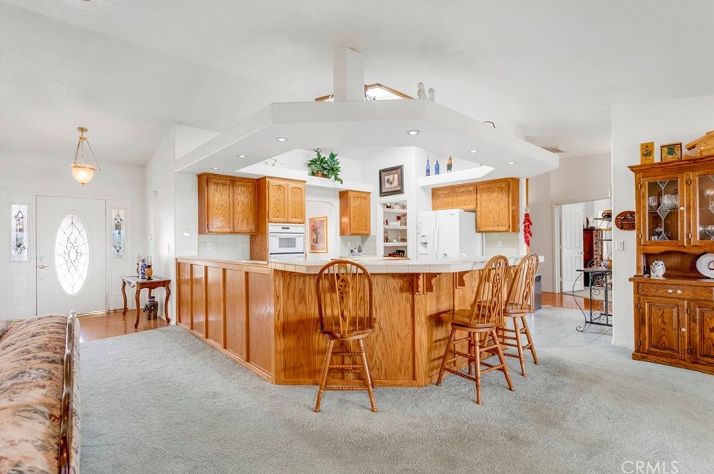 18351 Orange St, Hesperia CA  92345-6632 exterior