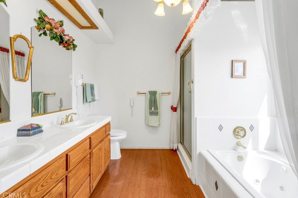 18351 Orange St, Hesperia CA  92345-6632 exterior