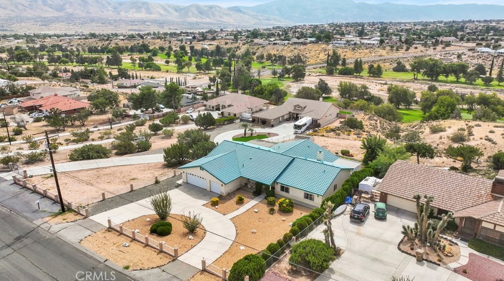 18351 Orange St, Hesperia CA  92345-6632 exterior