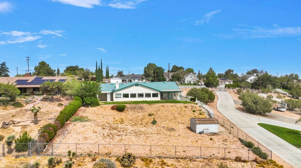 18351 Orange St, Hesperia CA  92345-6632 exterior