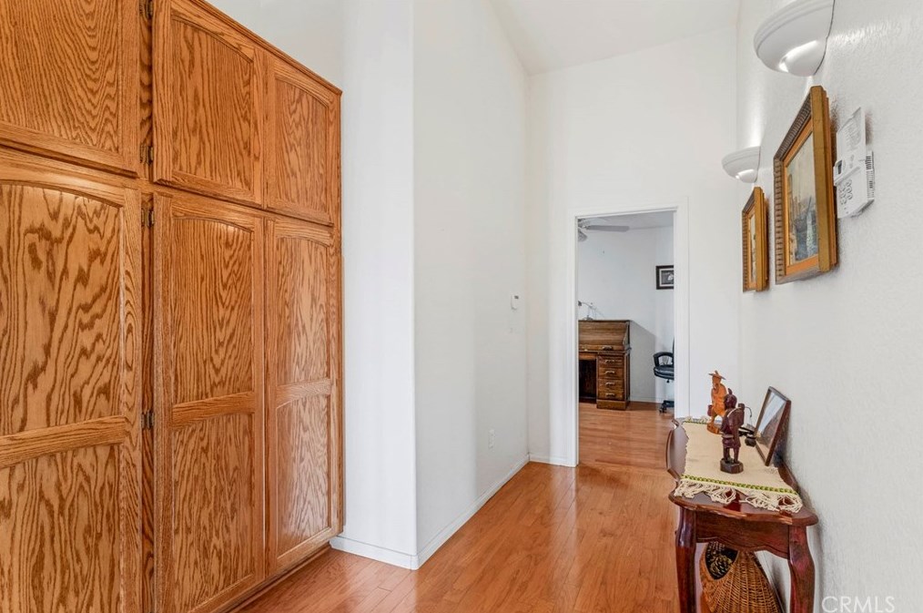 18351 Orange St, Hesperia CA  92345-6632 exterior