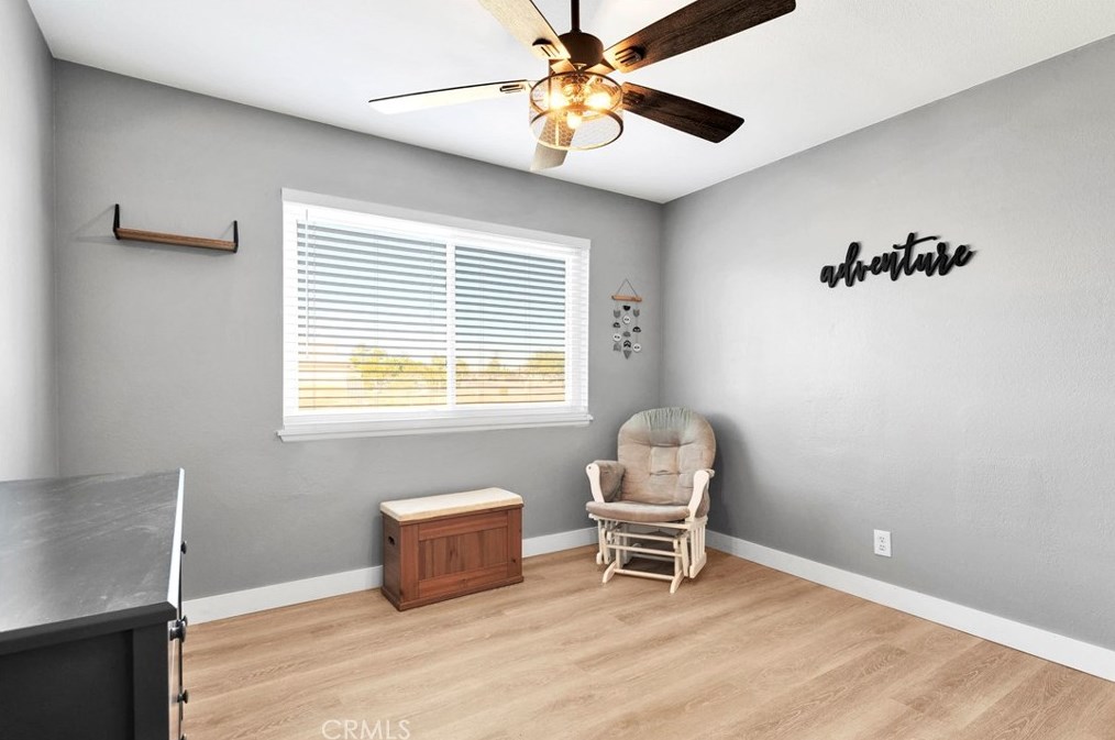 14731 Pawnee Rd, Apple Valley CA  92307-4028 exterior