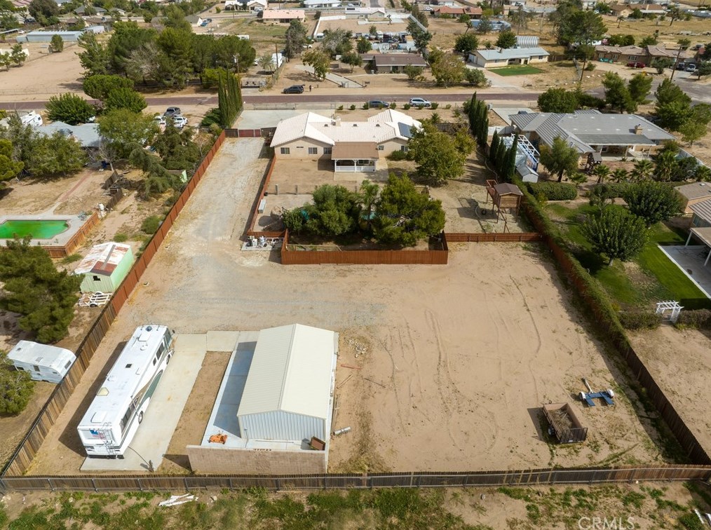 9856 Arroyo Ave, Hesperia CA  92345-2905 exterior