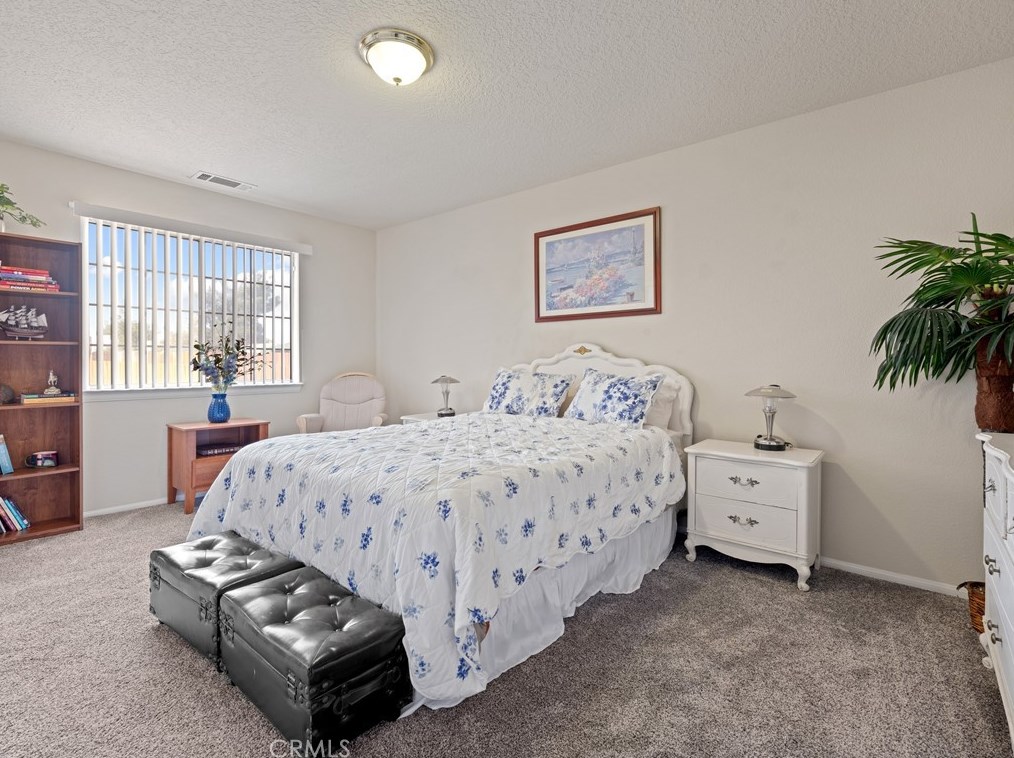 9856 Arroyo Ave, Hesperia CA  92345-2905 exterior