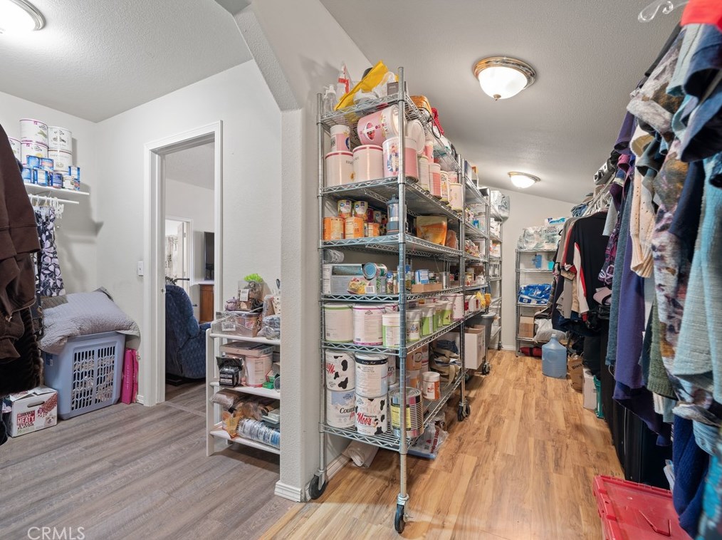 9856 Arroyo Ave, Hesperia CA  92345-2905 exterior