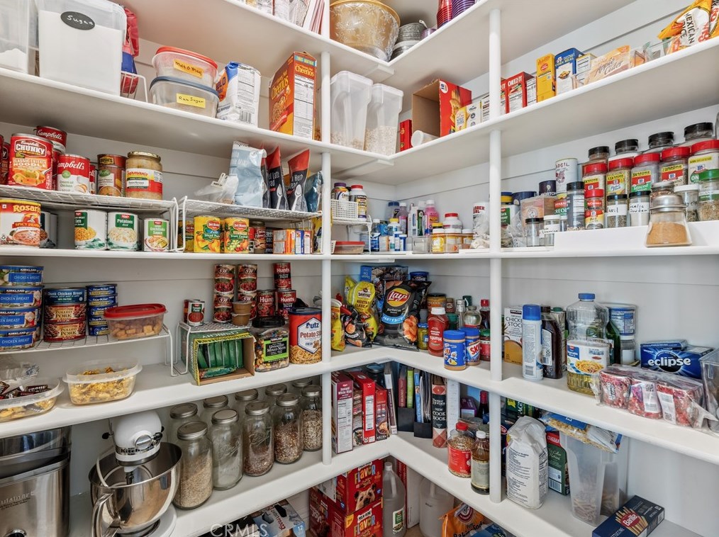 9542 Candlelight St, Apple Valley CA  92308-8615 exterior