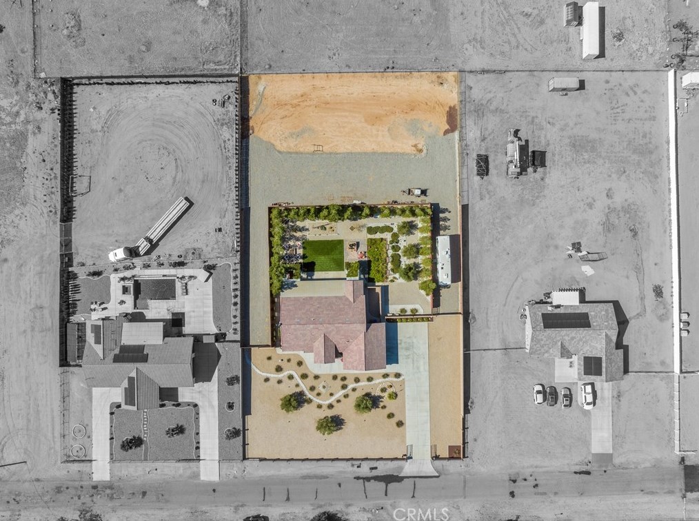 9542 Candlelight St, Apple Valley CA  92308-8615 exterior