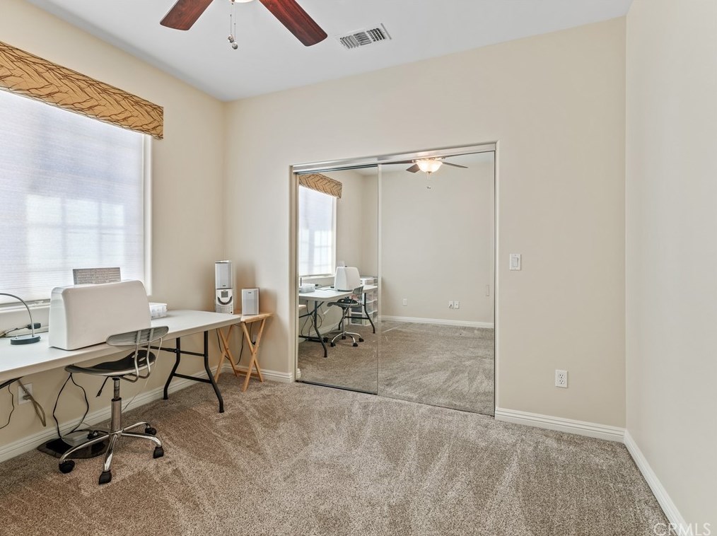 9542 Candlelight St, Apple Valley CA  92308-8615 exterior