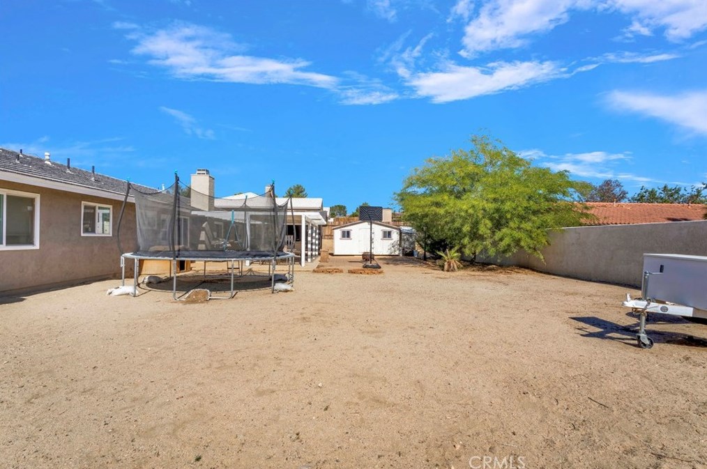 16191 Tude Rd, Apple Valley CA  92307-1248 exterior