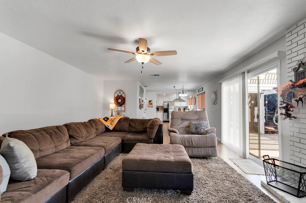 16191 Tude Rd, Apple Valley CA  92307-1248 exterior