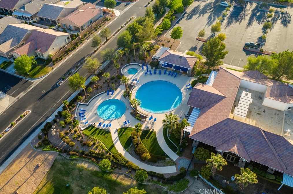 10392 Wilmington Ln, Apple Valley CA  92308-3341 exterior