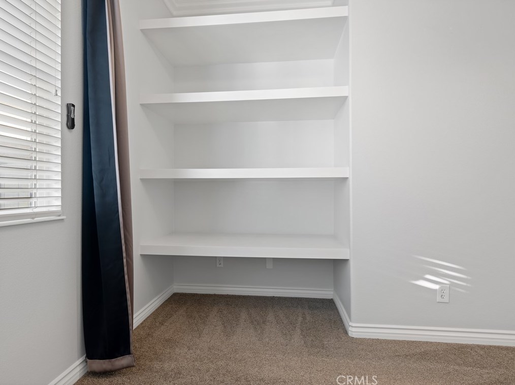 10392 Wilmington Ln, Apple Valley CA  92308-3341 exterior