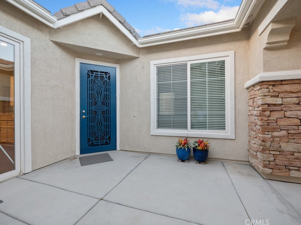 10392 Wilmington Ln, Apple Valley CA  92308-3341 exterior