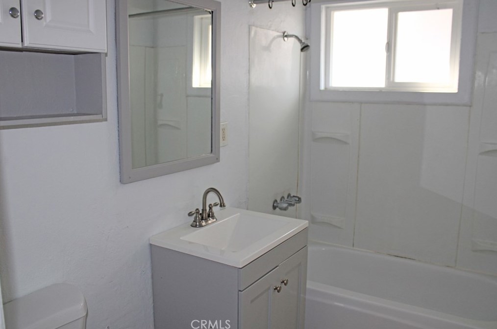 830 Candlelight St, Barstow CA  92311-5311 exterior