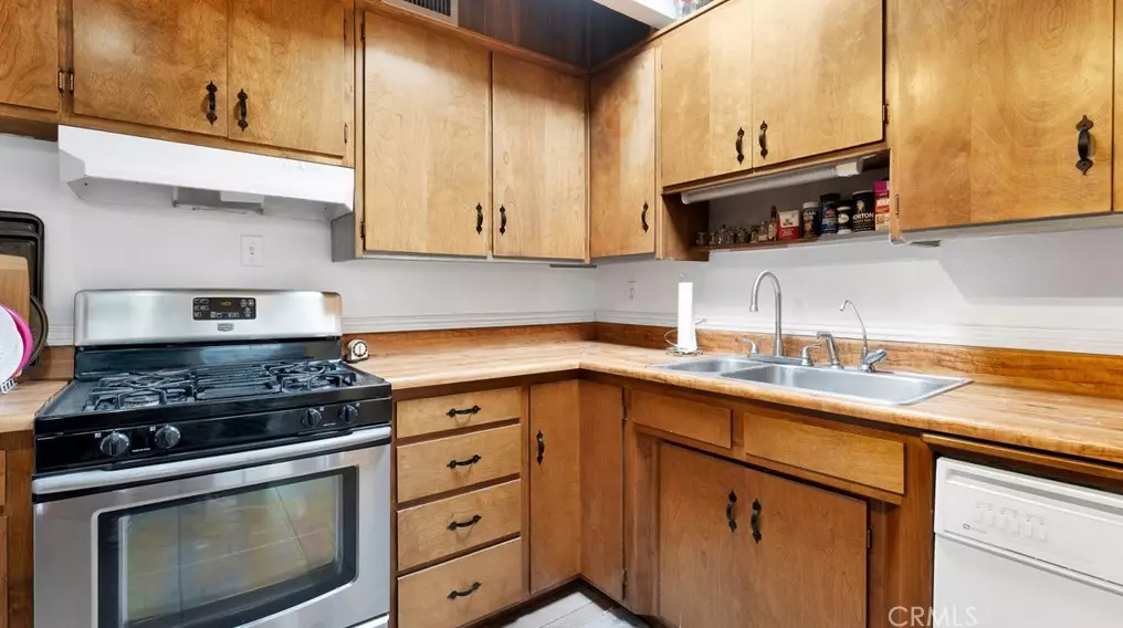 711 Agnes Dr, Barstow CA  92311-3107 exterior