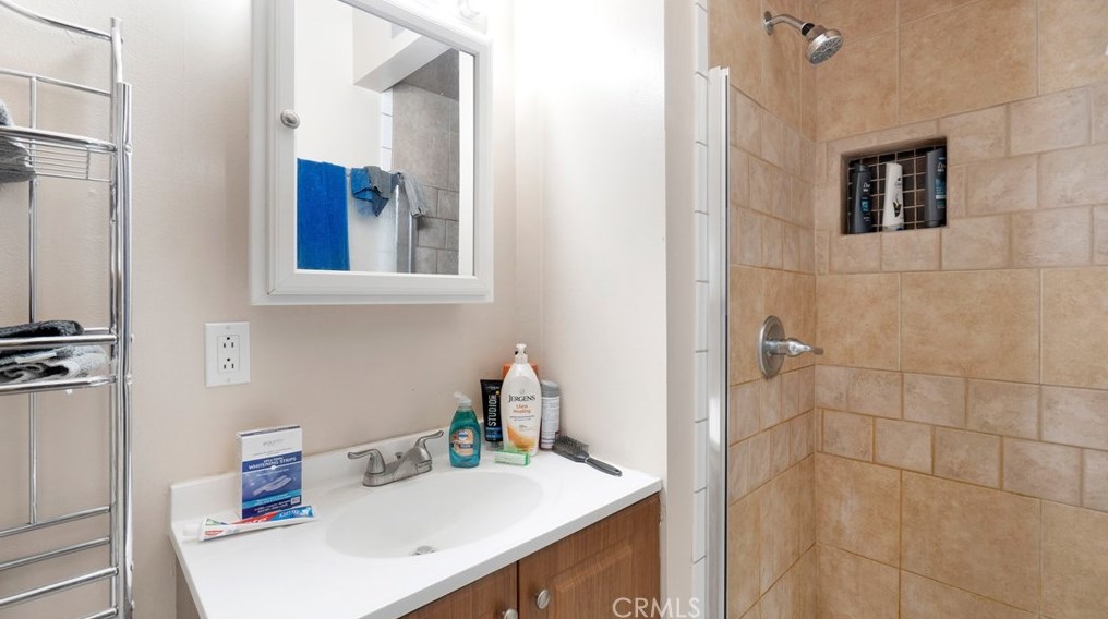 711 Agnes Dr, Barstow CA  92311-3107 exterior