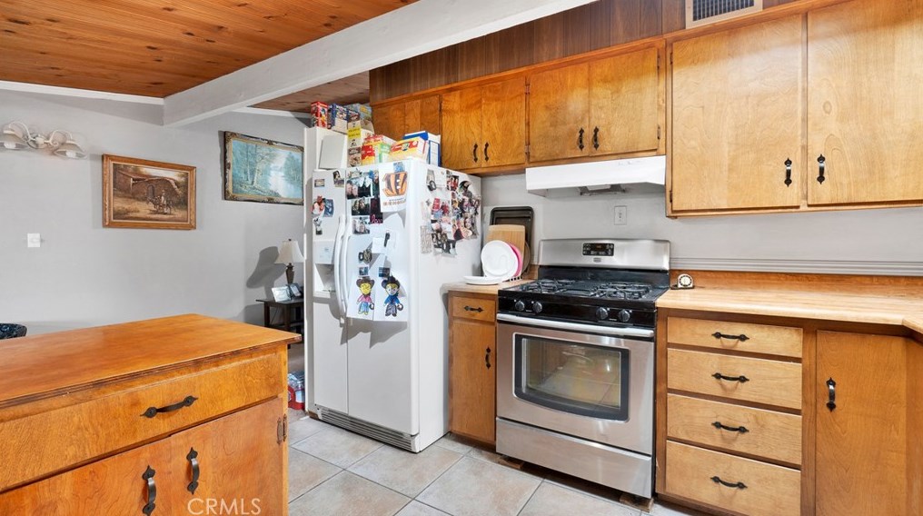 711 Agnes Dr, Barstow CA  92311-3107 exterior