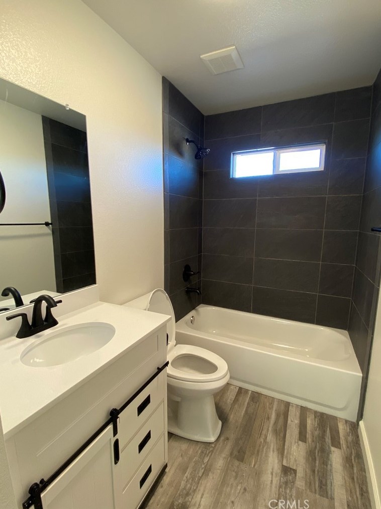 22634 Little Beaver Rd, Apple Valley CA  92308-7438 exterior