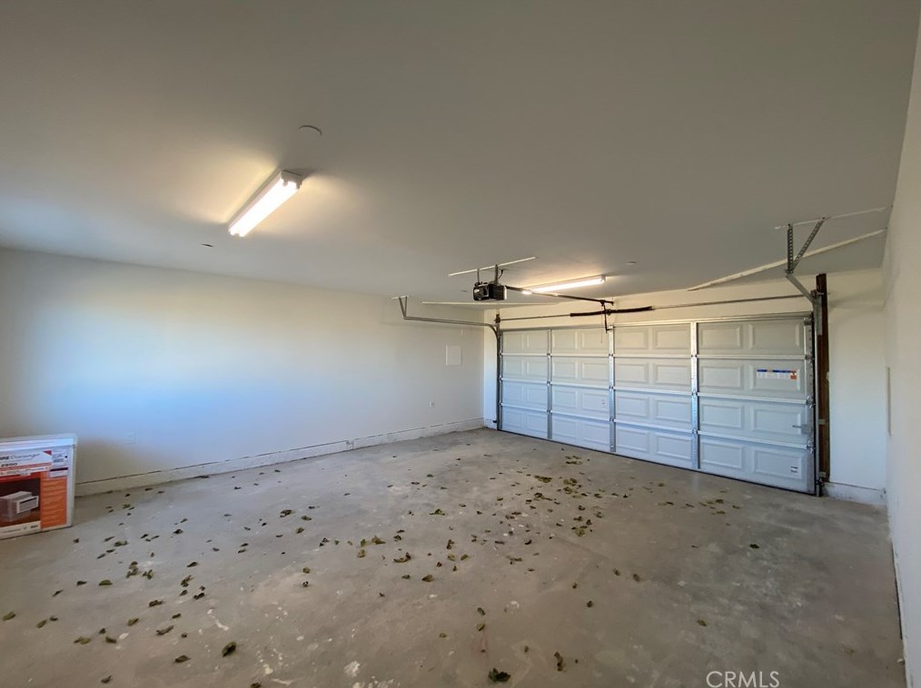 22634 Little Beaver Rd, Apple Valley CA  92308-7438 exterior