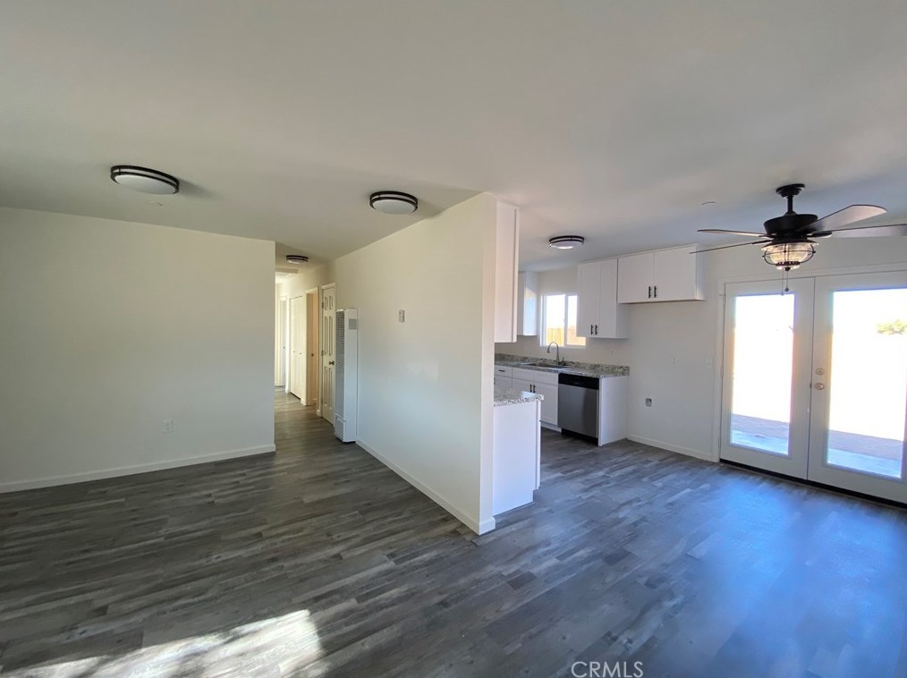 22634 Little Beaver Rd, Apple Valley CA  92308-7438 exterior