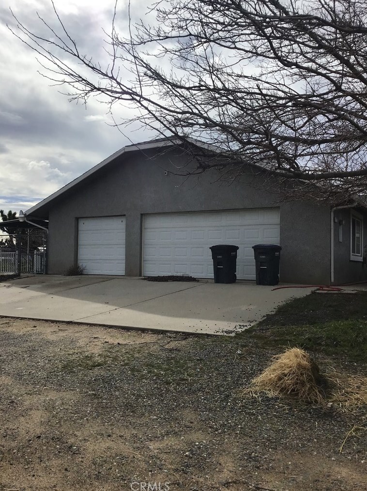 9125 Wilson Ranch Rd, Phelan CA  92371-7308 exterior