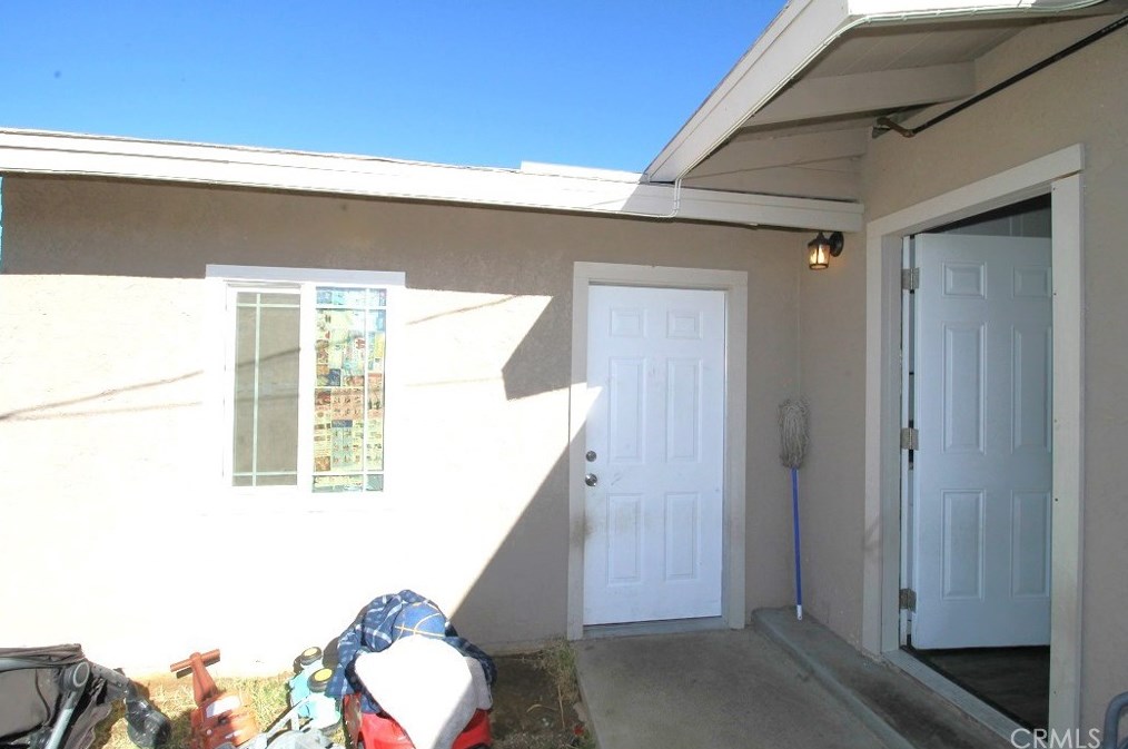 34262 Paris St, Barstow CA  92311-3519 exterior