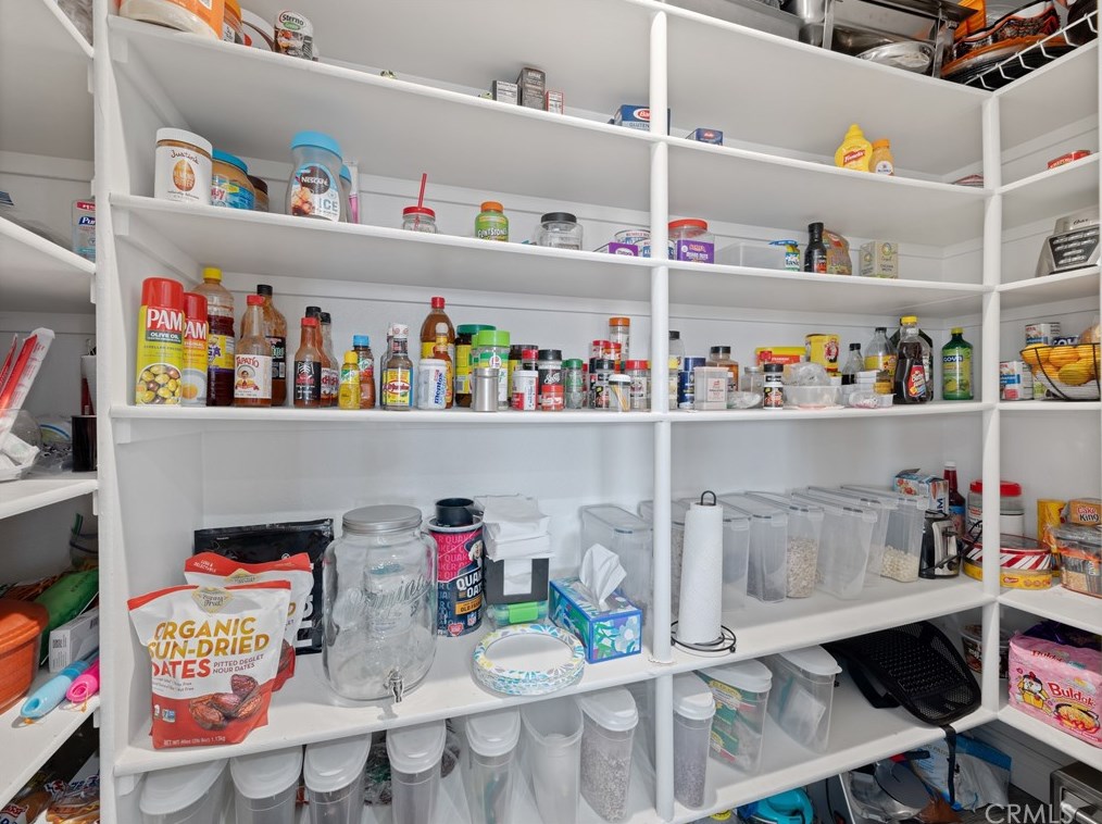 12520 Highline Dr, Apple Valley CA  92308-5046 exterior