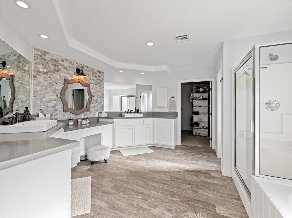 12520 Highline Dr, Apple Valley CA  92308-5046 exterior