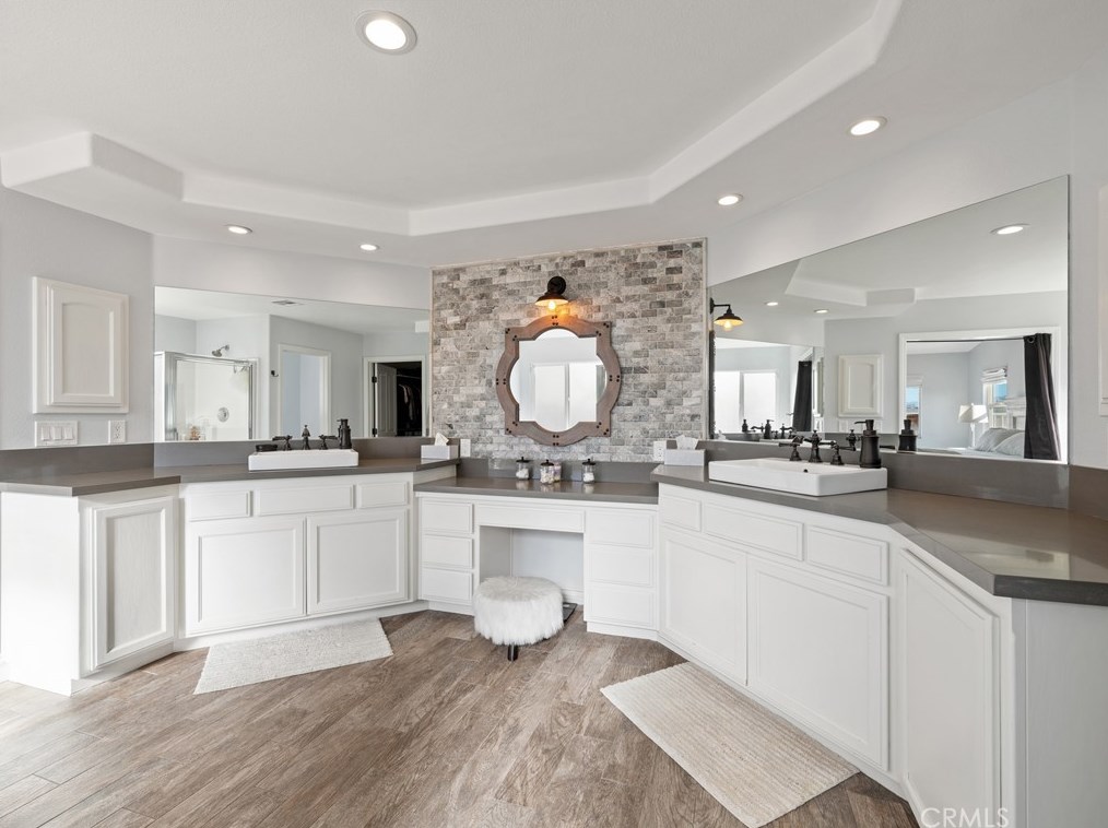 12520 Highline Dr, Apple Valley CA  92308-5046 exterior