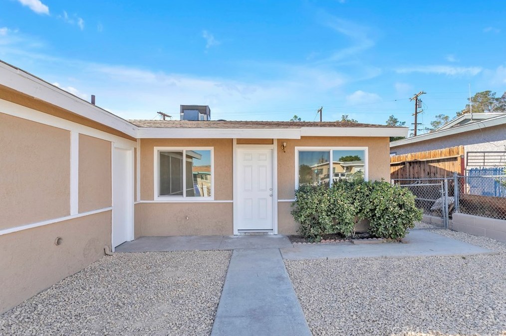 1912 Sunset St, Barstow CA  92311-5673 exterior