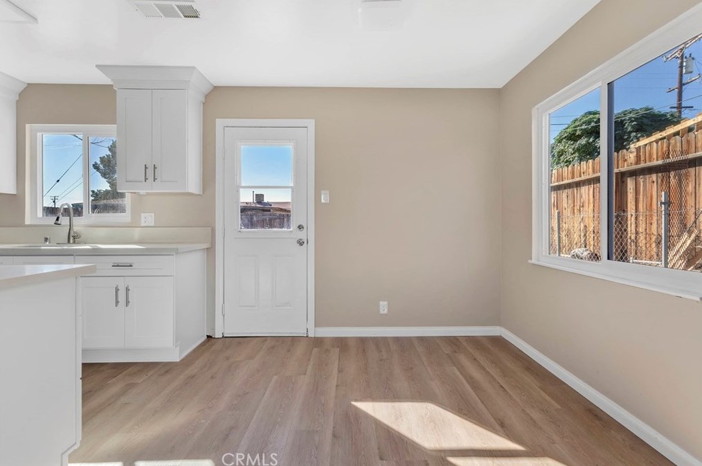 1912 Sunset St, Barstow CA  92311-5673 exterior