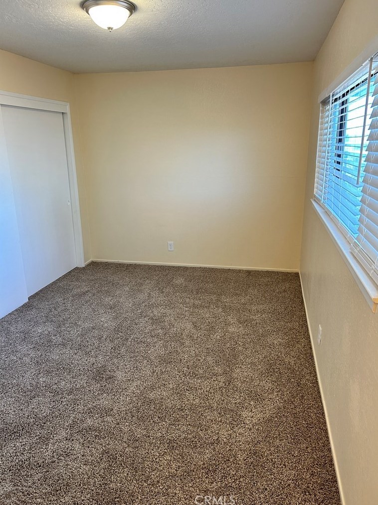 15815 Wichita Rd, Apple Valley CA  92307-3023 exterior