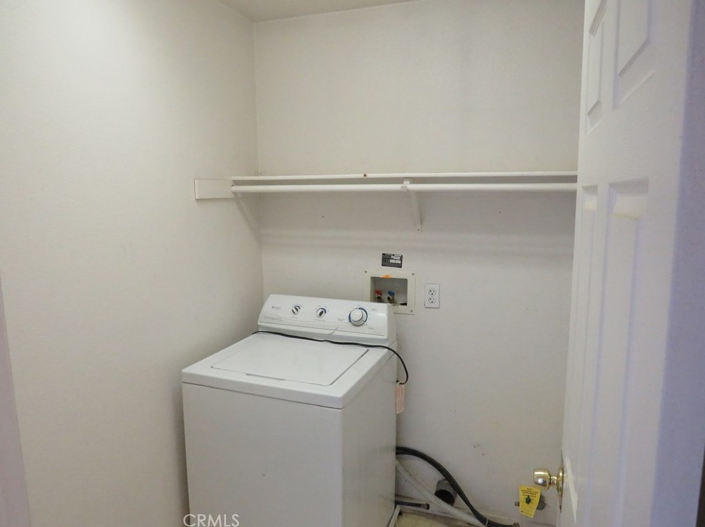 12836 Brookdale St, Victorville CA  92392-7943 exterior