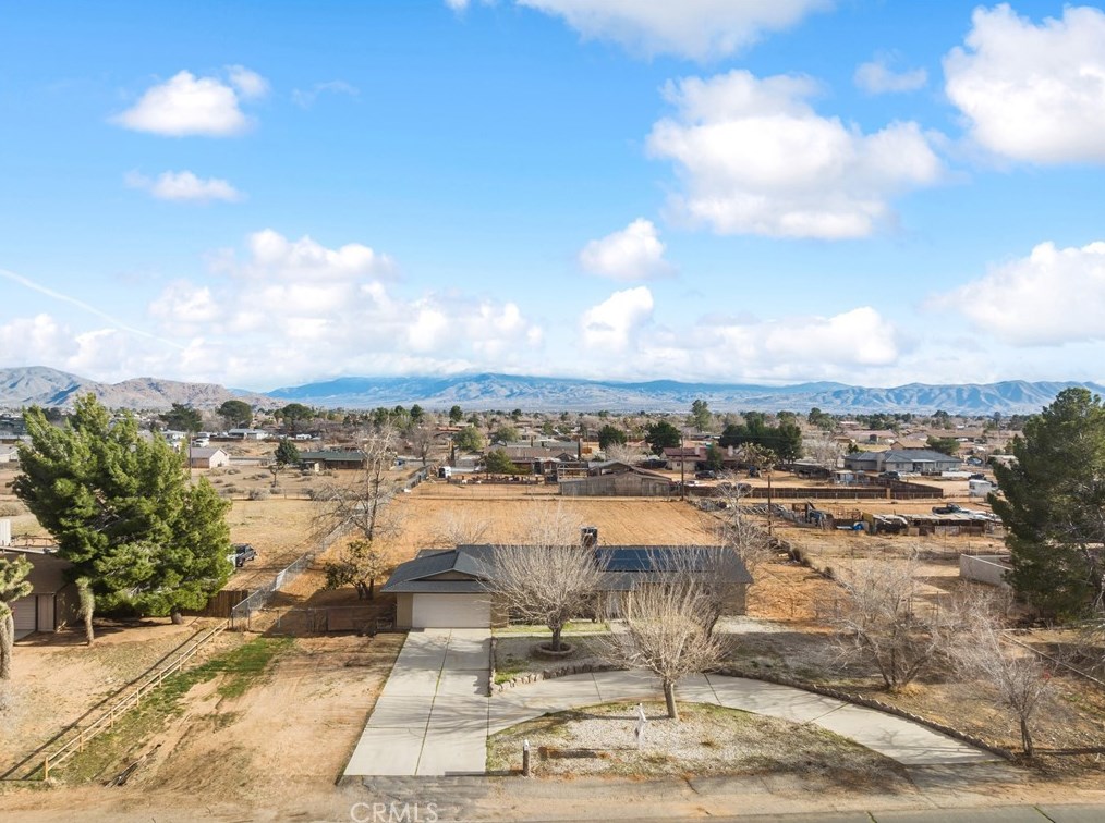 14777 Erie Rd, Apple Valley CA  92307-3515 exterior