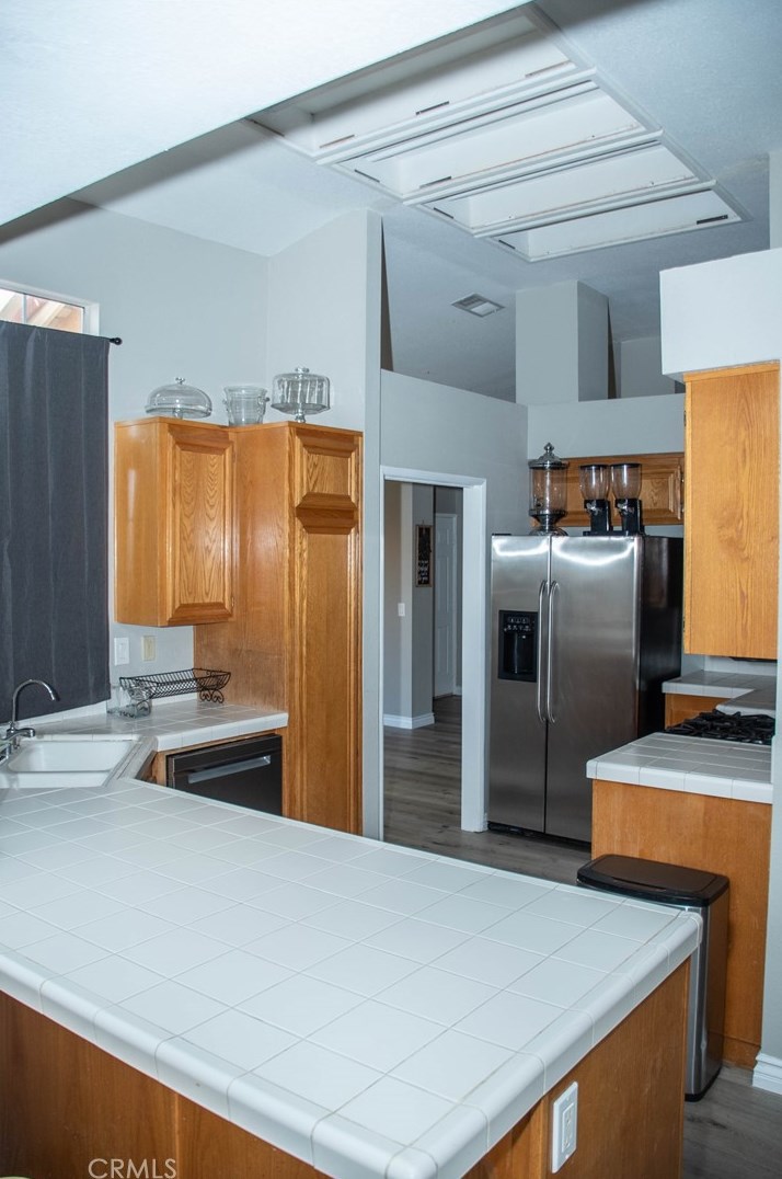 20682 Pahute Rd, Apple Valley CA  92308-6938 exterior